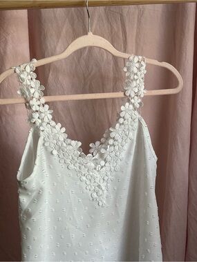 Lace Floral V-Neck White Cami Tank